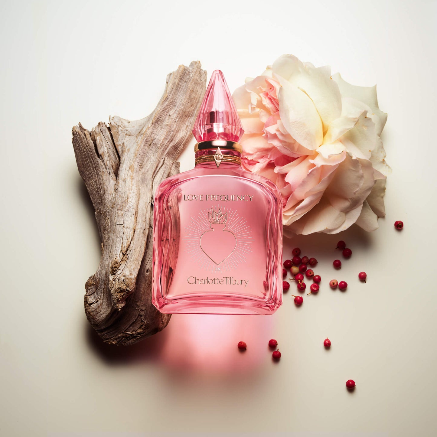 LOVE FREQUENCY
10 ML FRAGRANCE